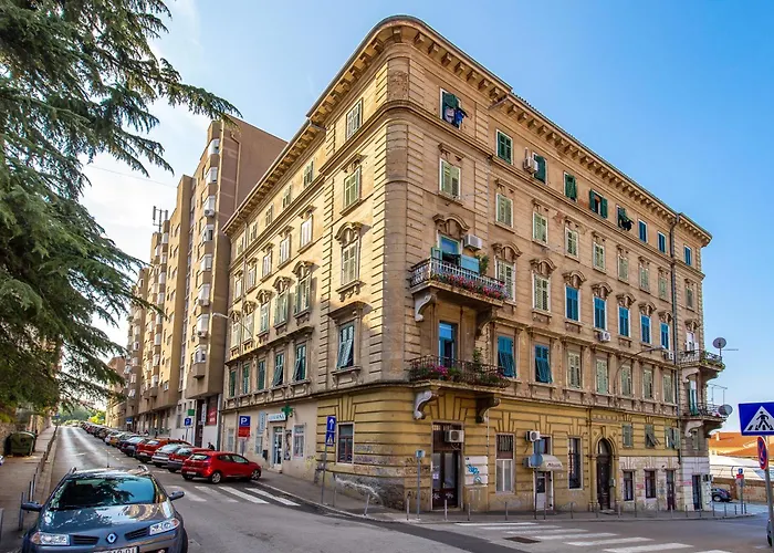 Sunsetview Lägenhet *